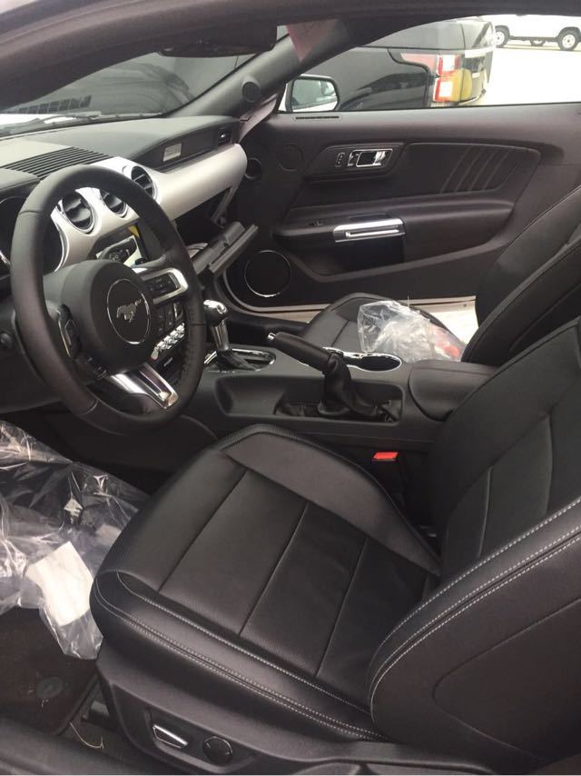 16款野马美规版群民跑车爱上它不止性能