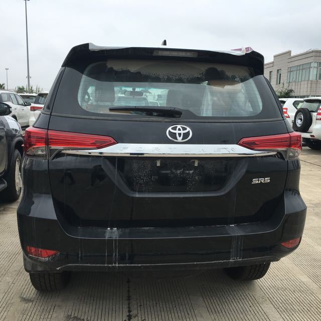 中东版16款丰田穿越者现车热销 五一抢先开票