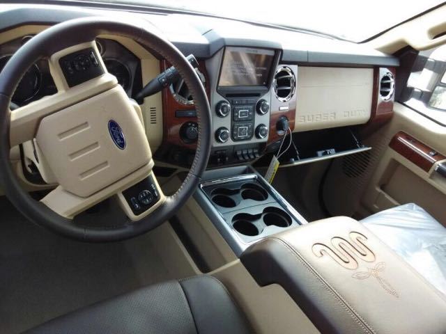 新闻中心 新闻 本地车市 车商促销 > 正文内饰方面,平行进口福特f350