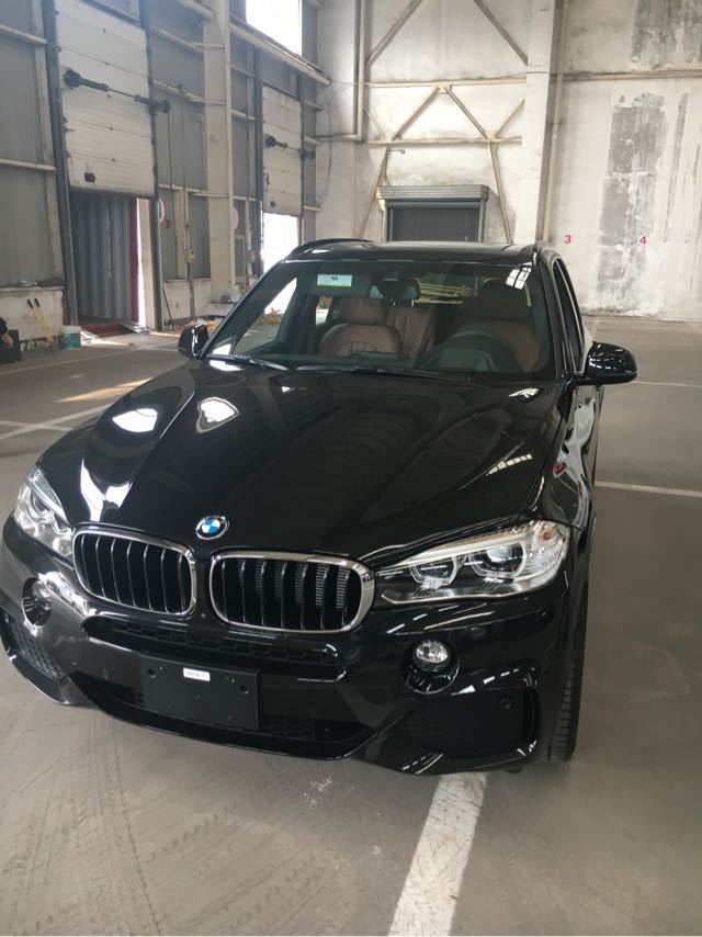 平行进口宝马x5多少钱黑色白色宝马x5加版3.0t图片豪华包配置详解