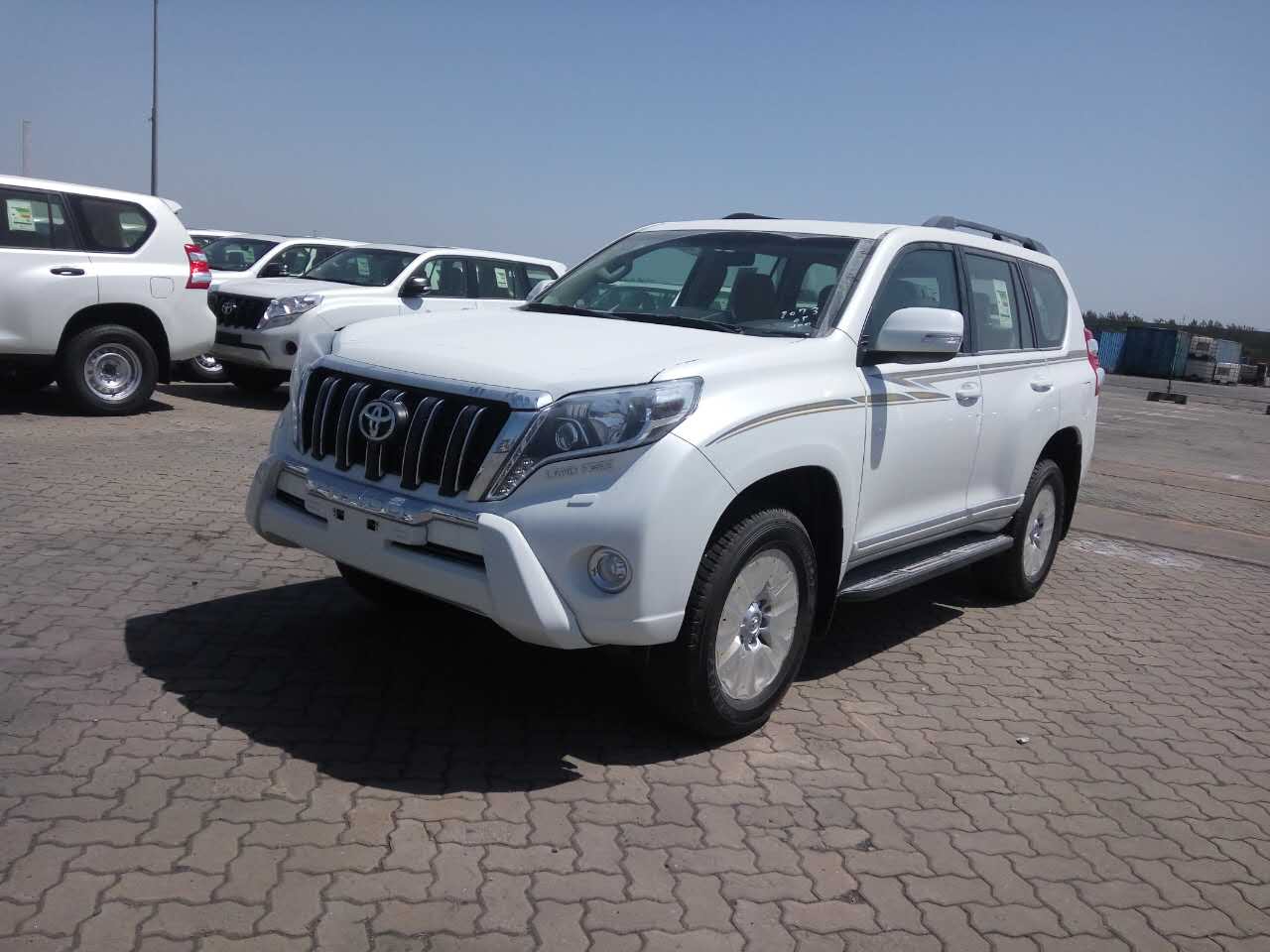 霸道4000中东版价格2017款霸道4.0最新报价