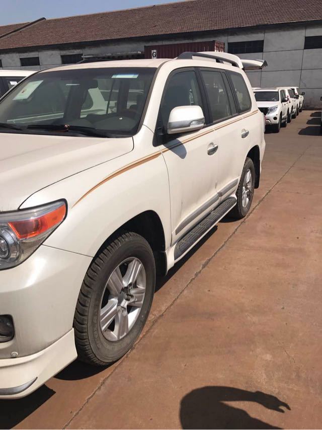 丰田兰德酷路泽4500柴油70 可分期购车