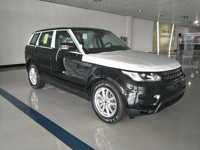 英国皇室座驾16款路虎揽胜运动版69万起