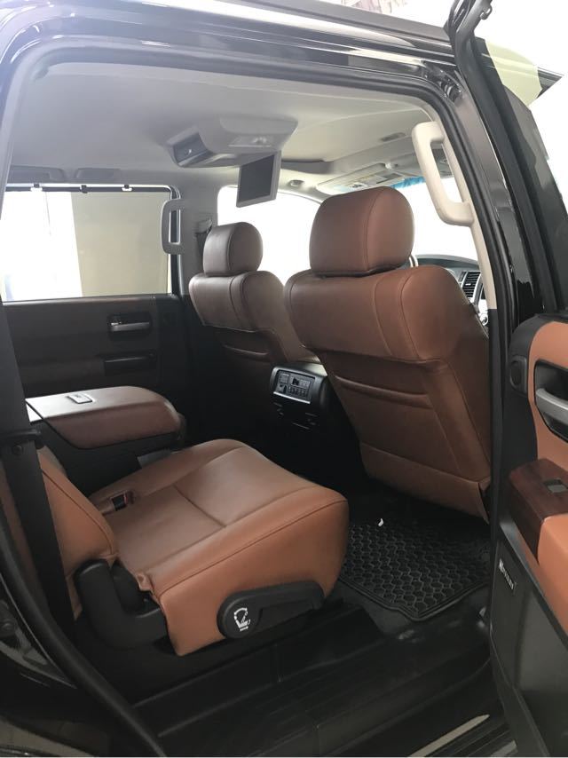 17款加版丰田红杉5700最新价格17款丰田红杉5700多少钱报价配置表