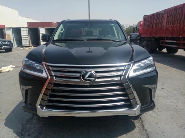 雷克萨斯lx570价格行情2022 ebc1567ecfda24c3abcb74a9e23069fb.jpg@%21640x