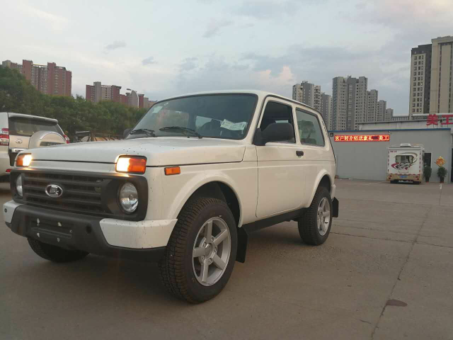 2017款拉达尼瓦 俄式血统低价四驱越野-天津鑫达_凤凰网汽车