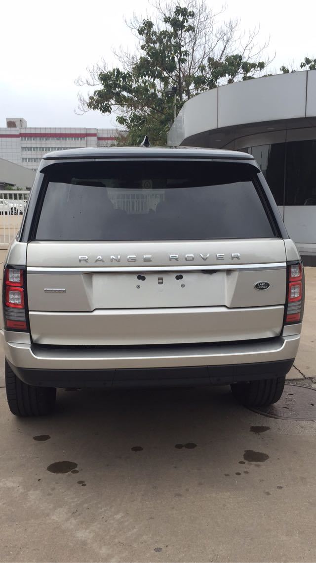 2017款路虎揽胜50t创世加长香槟色现车