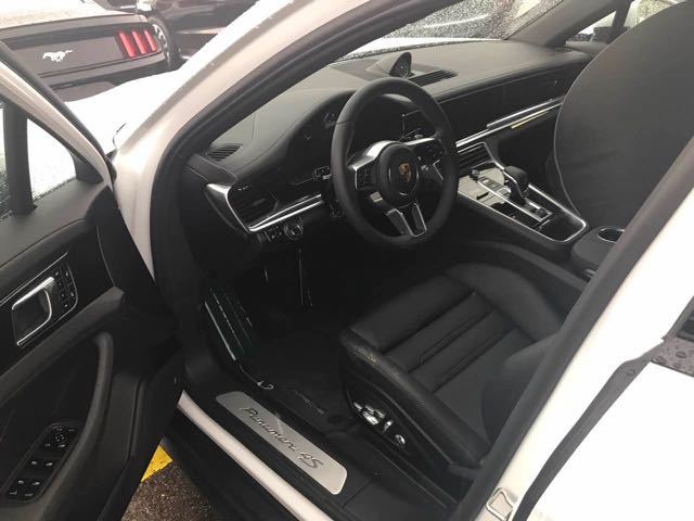 911裸车配置 242a1025939ef71e110cd6073ed4a53b.jpg@!640x