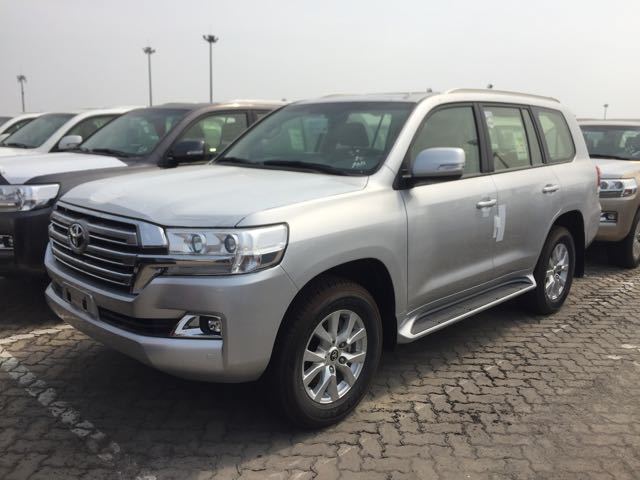 17款酷陆泽4000exr双油箱车载气泵优惠1万元_天津捷路行国际贸易有限