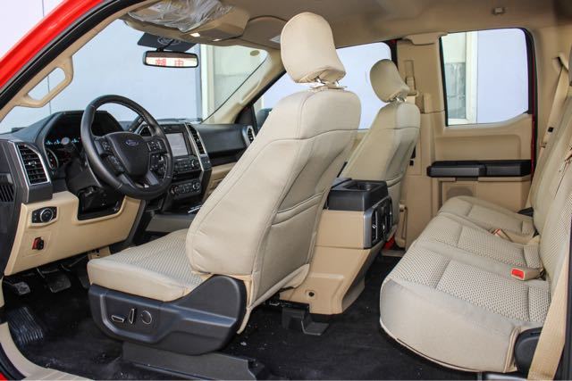 最新优惠 >17款福特f150猛禽豪华皮卡配置详情现车钜惠  内饰方面:17