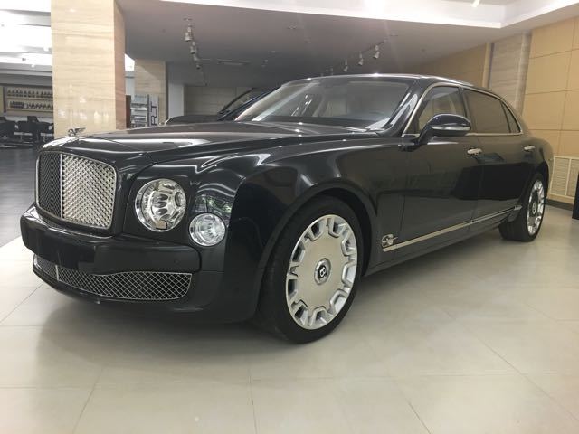 全国仅此一台 宾利凡尔赛65s 英皇总统级别座驾 b7级车身防弹车身