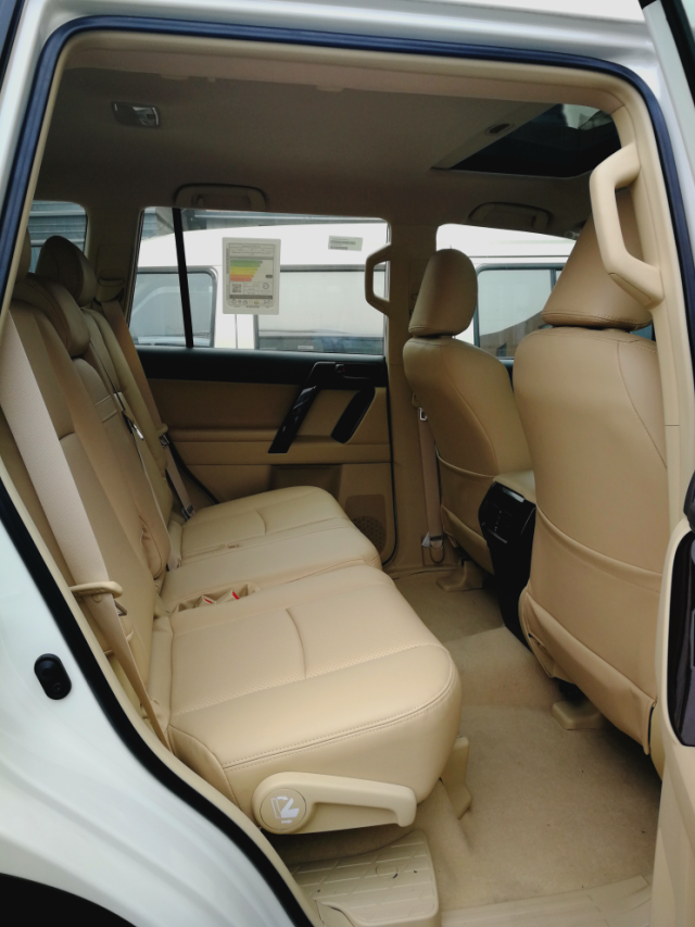 17款丰田霸道2700 即将被写进历史剩下的都是经典