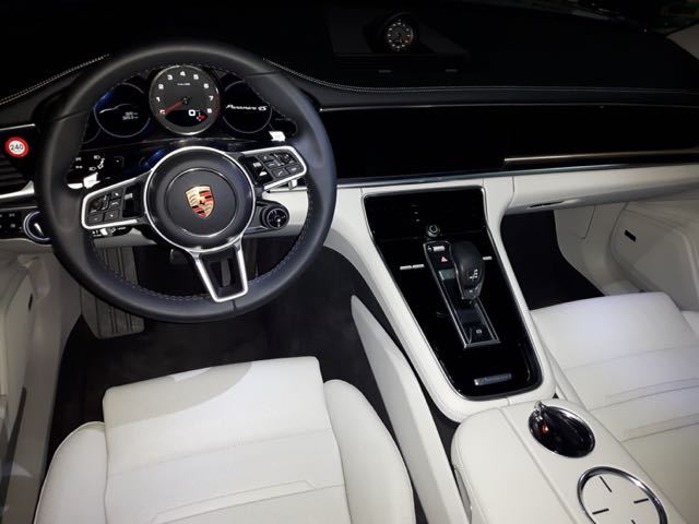 18款保时捷panamera豪华轿跑 港口报价