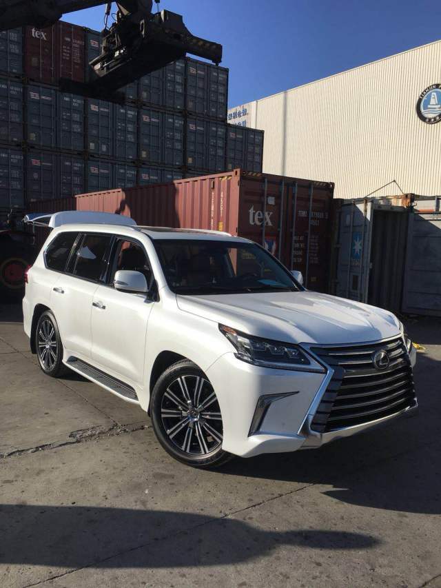 18款雷克萨斯lx570中东版 打造成熟本质致臻的工艺完美