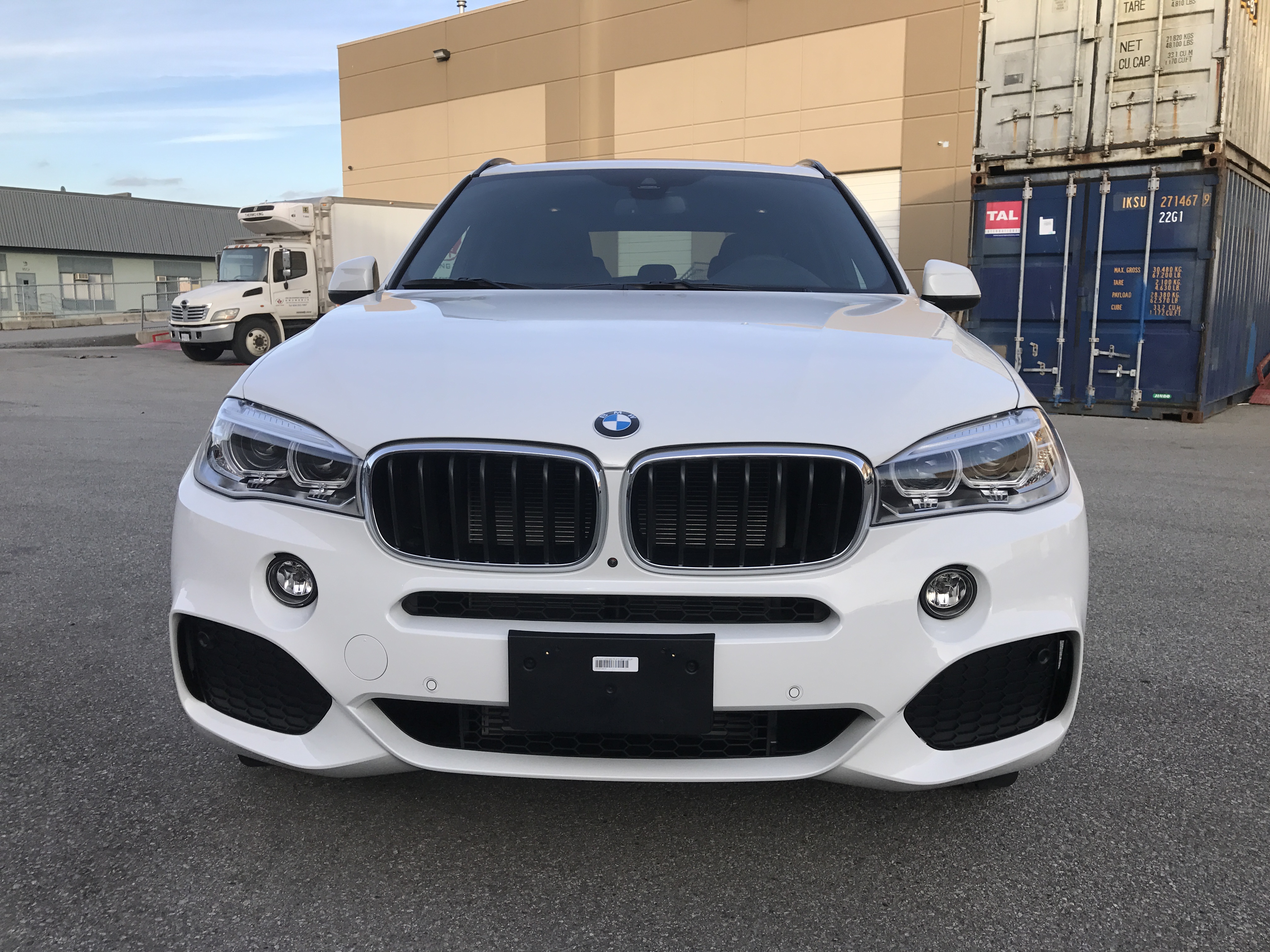 平行进口 宝马x5 是公路霸主的驭速激情