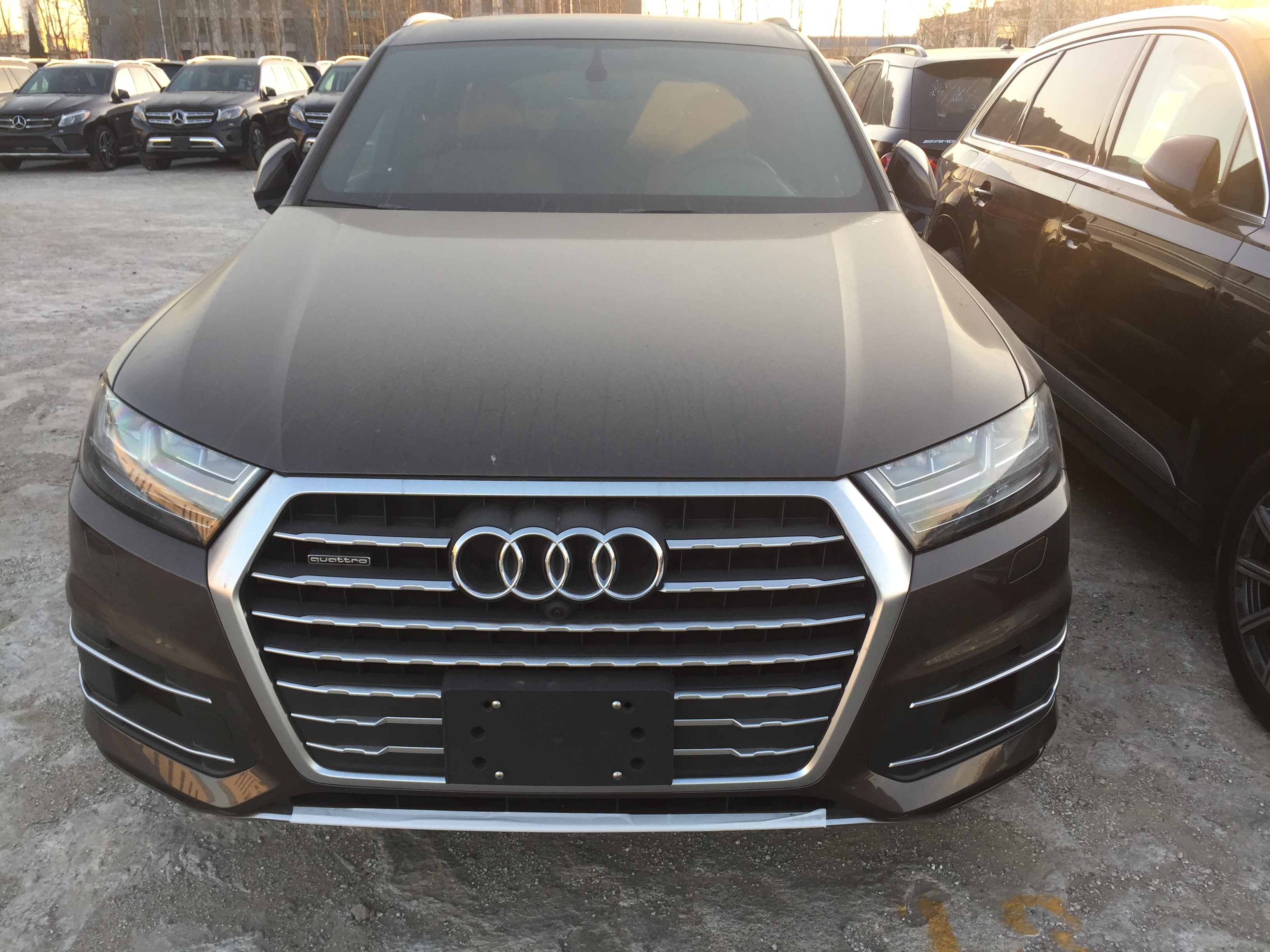 18款奥迪q7加版 港口technik科技最新售价82.