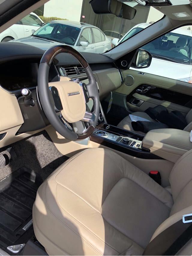 2019款路虎揽胜加版柴油行政国五环保全国可上牌