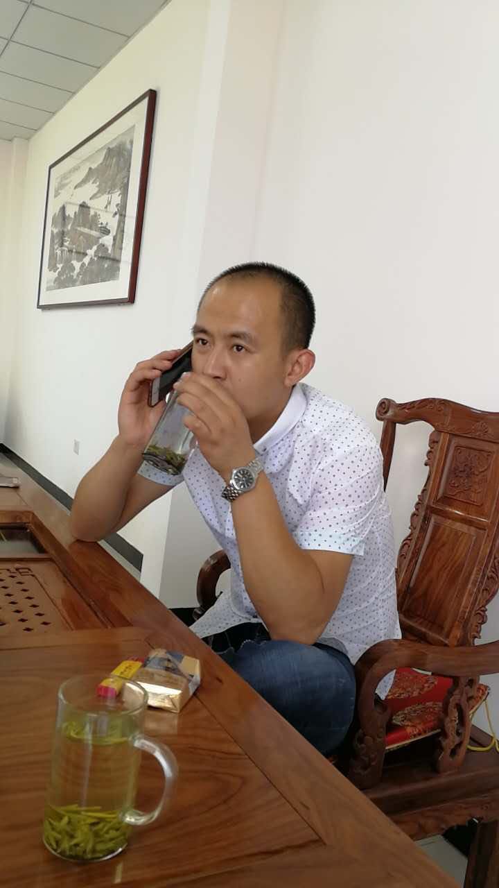 天津鑫泓利国际贸易有限公司