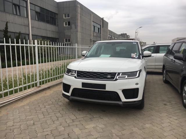 2018款路虎揽胜运动版现车到港特价促销