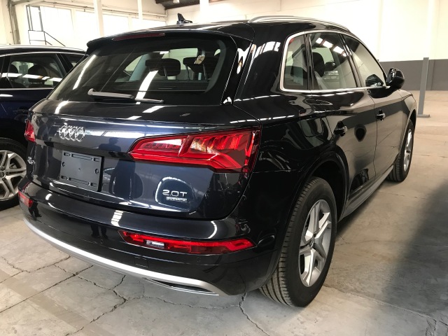 18款进口墨版奥迪q5 百公里加速7.2秒