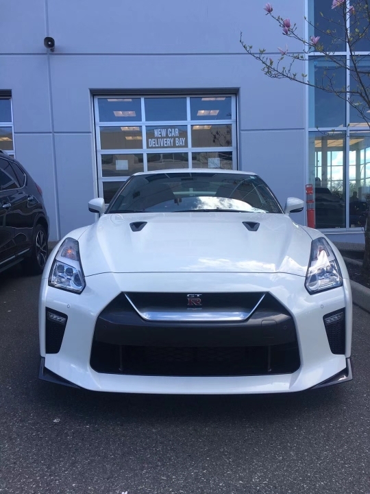 日本战神尼桑gtr极速跑车现如今港口提车省百万