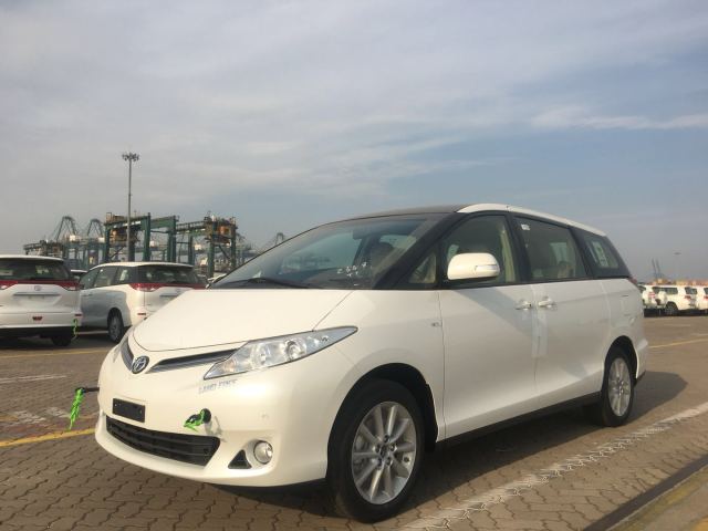 18款丰田大霸王双天窗最新报价多少钱2.4l超值商务车低价出售