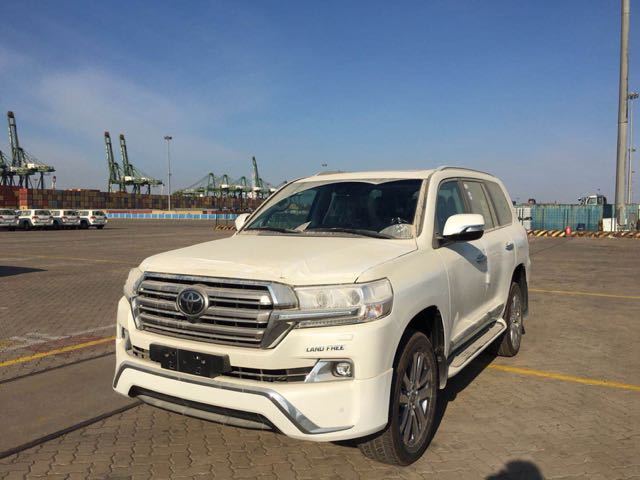 18款酷路泽5700现车多台颜色齐全可分期