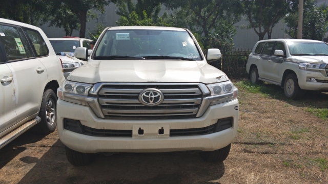 18款兰德酷路泽4000 丰田v6陆地巡洋舰 越野畅销价