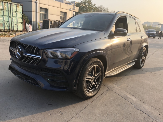 最新优惠 >2020款加版奔驰gle450金属蓝/黑棕双拼促销  2020款奔驰gle