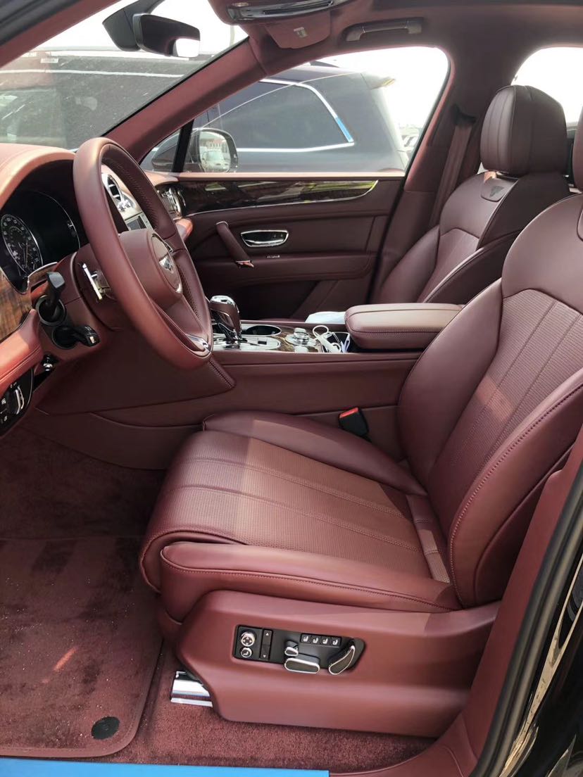 2020款宾利添越欧规 4.0t四座 顶级奢华内饰