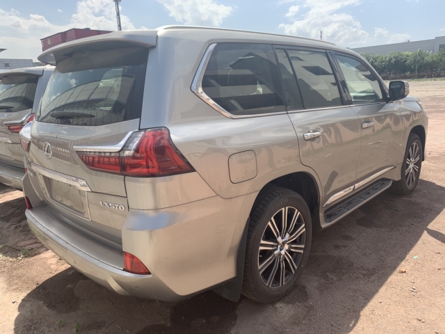 2020款雷克萨斯lx570 sportplus中东版 多用途suv