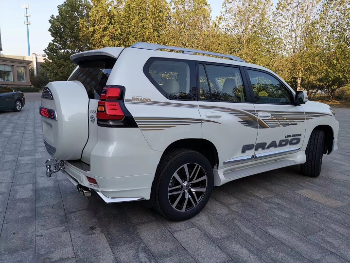 2020款丰田霸道2700中东版txl外挂八月价格回落