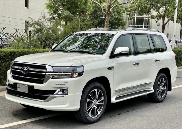 2020款丰田兰德酷路泽4600中东版港口现车国五促销