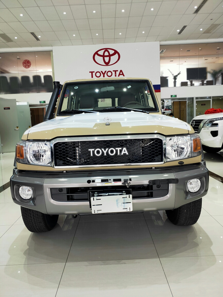 2020款丰田酷路泽70系列中东版全系配置及行情回落