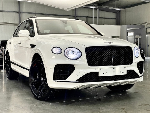 2021款宾利添越40t五座豪华suv新年购