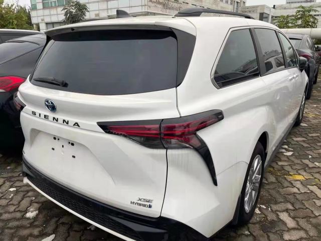 2021款塞纳2.5混动xse运动版,新车整体形象相当坚挺,21款塞纳2.