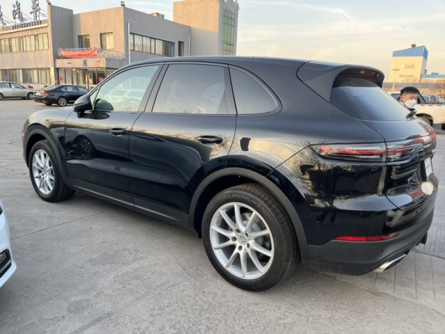 2021款保时捷卡宴优惠大首付30万提回家