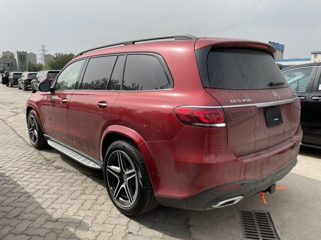 2021款奔驰gls450风信子红年底特降90万起
