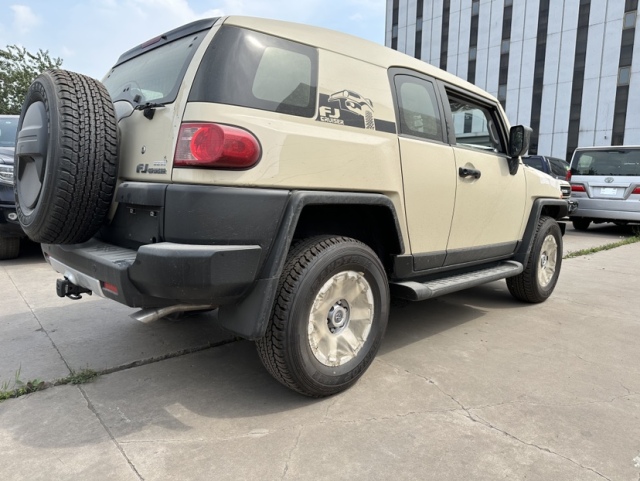 西安丰田fj酷路泽40终结版仅售48万