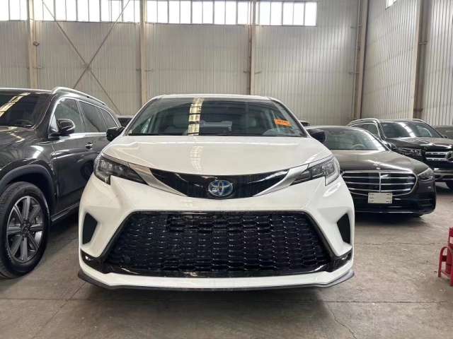 西安丰田塞纳25四驱xse科技包特价51万