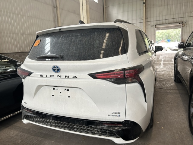 西安丰田塞纳25四驱xse科技包特价51万