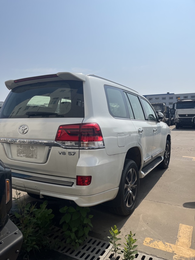 西安丰田酷路泽5700vxrgts高配14x