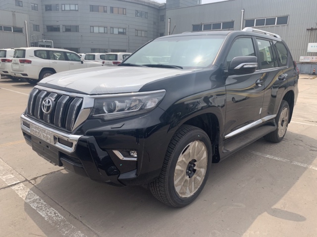 22款中东丰田霸道2700vx高配西安44万起