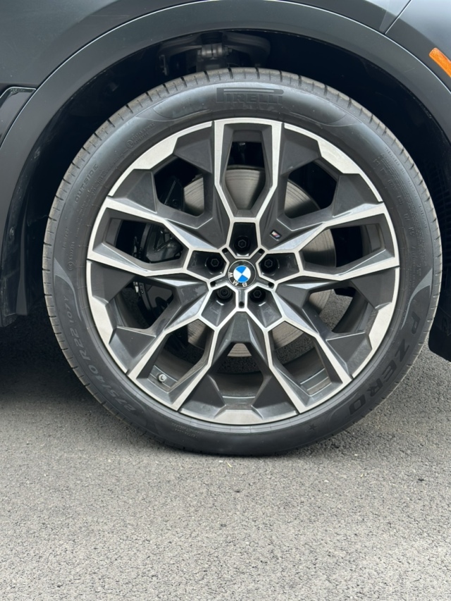 西安宝马x7加版磨砂黑卓越豪华91万起