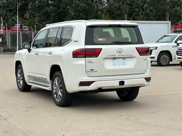 23款丰田酷路泽3.5tt现车手续齐国六b全国牌82万